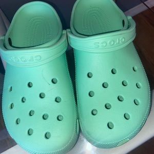 Crocs (Mint Green)